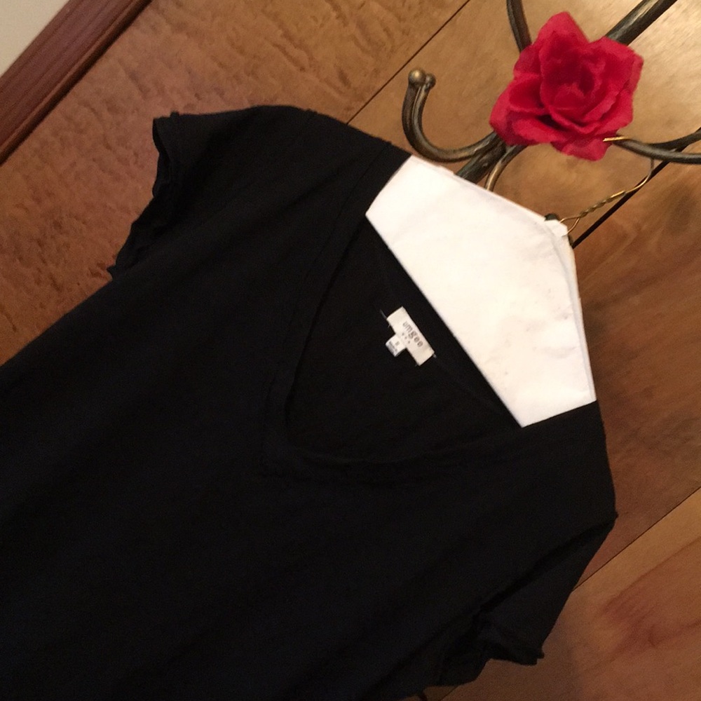 Umgee black cotton top.